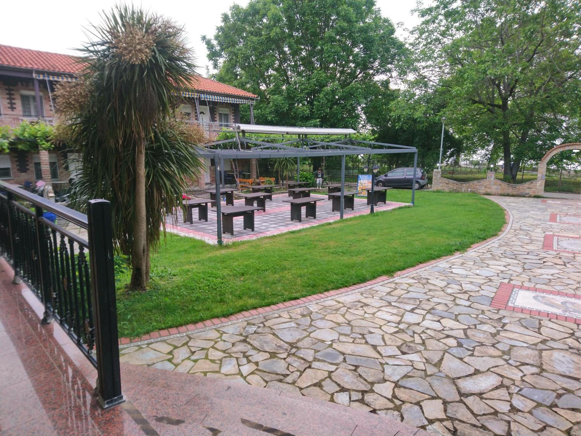 Hotel Hlidi Kókkinon Nerón Extérieur photo
